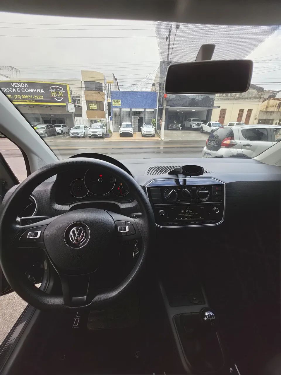 Volkswagen UP 14