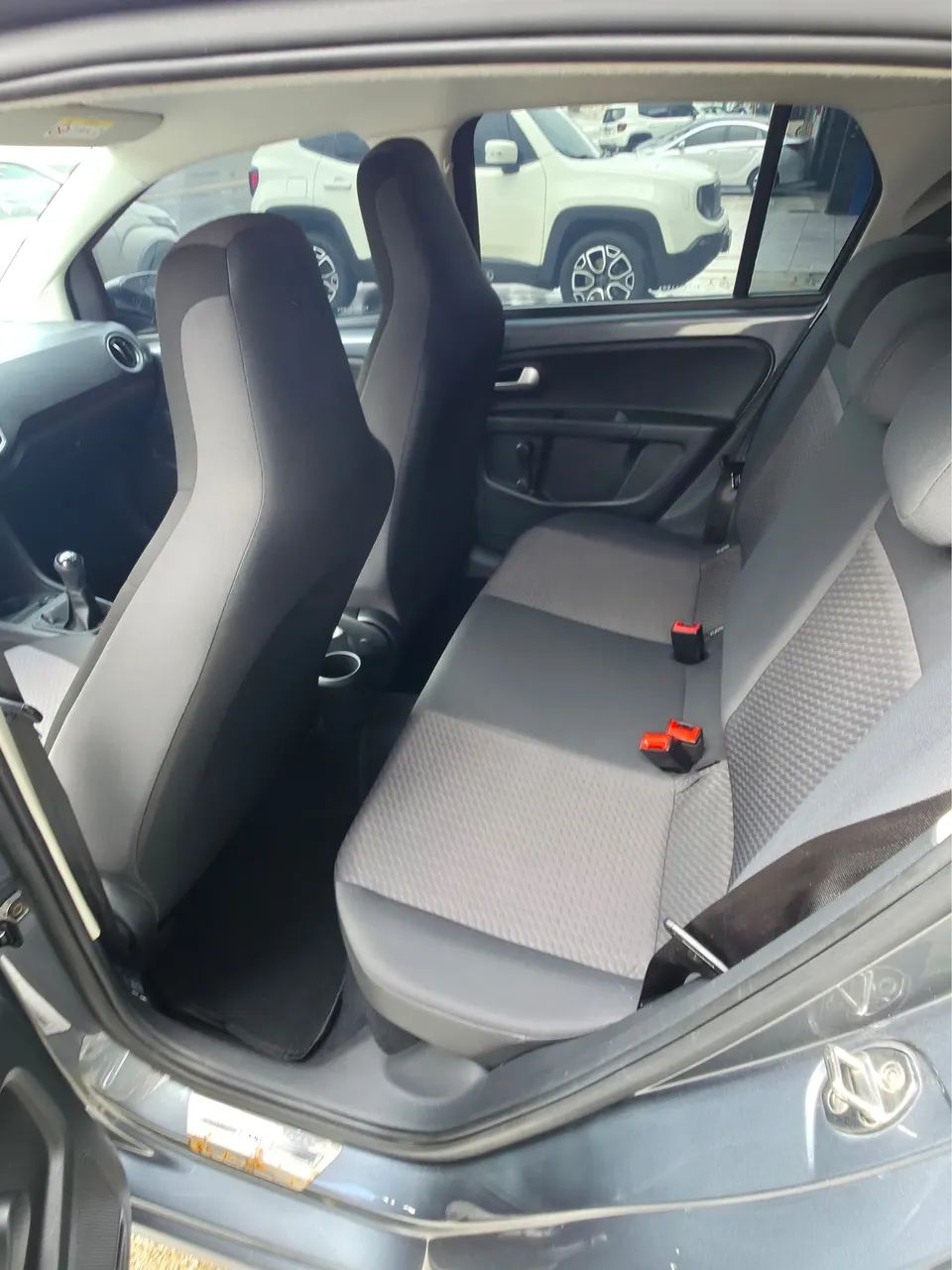 Volkswagen UP 17