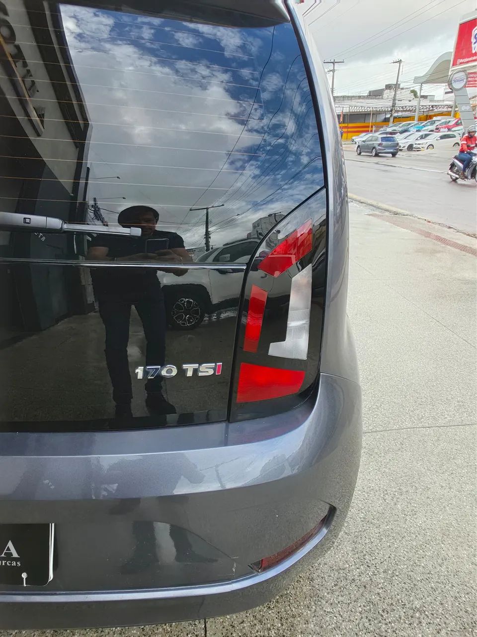 Volkswagen UP 8