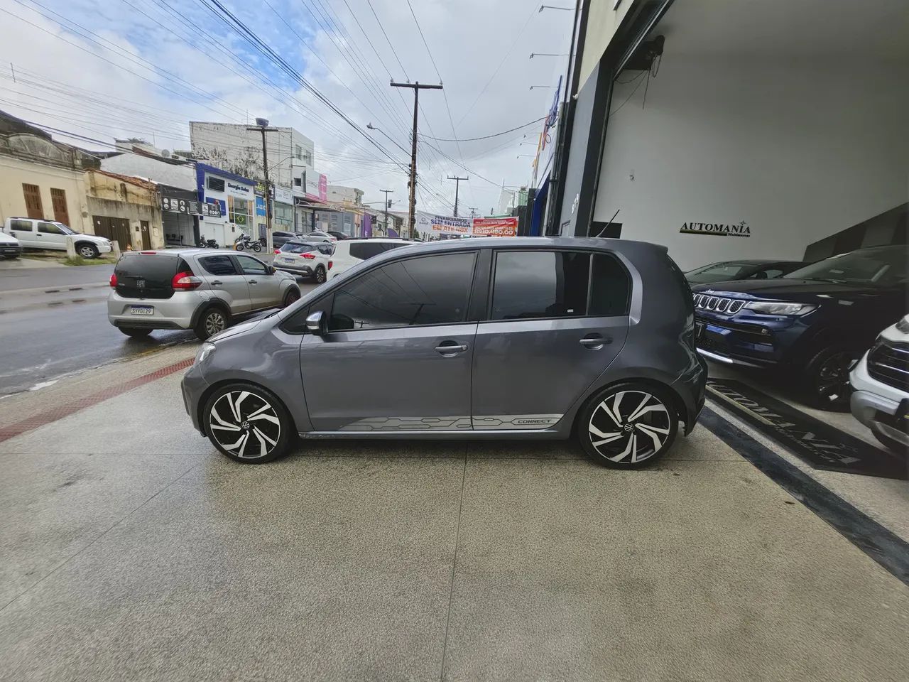 Volkswagen UP 5