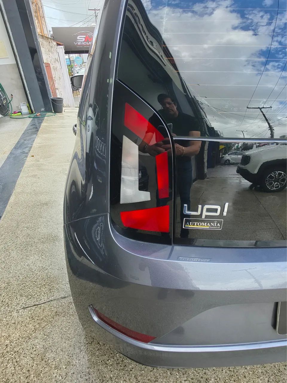 Volkswagen UP 9