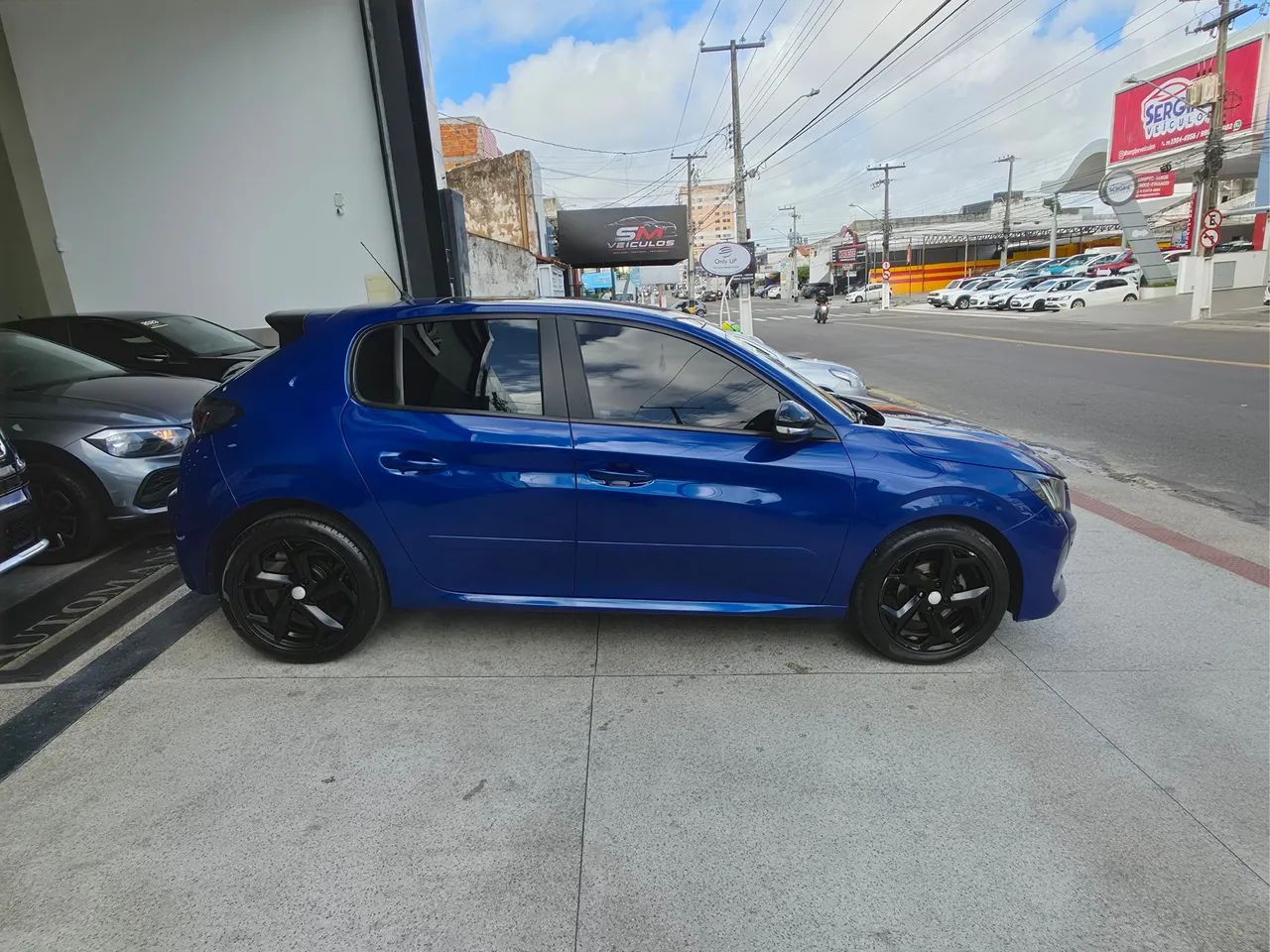 Peugeot 208 4