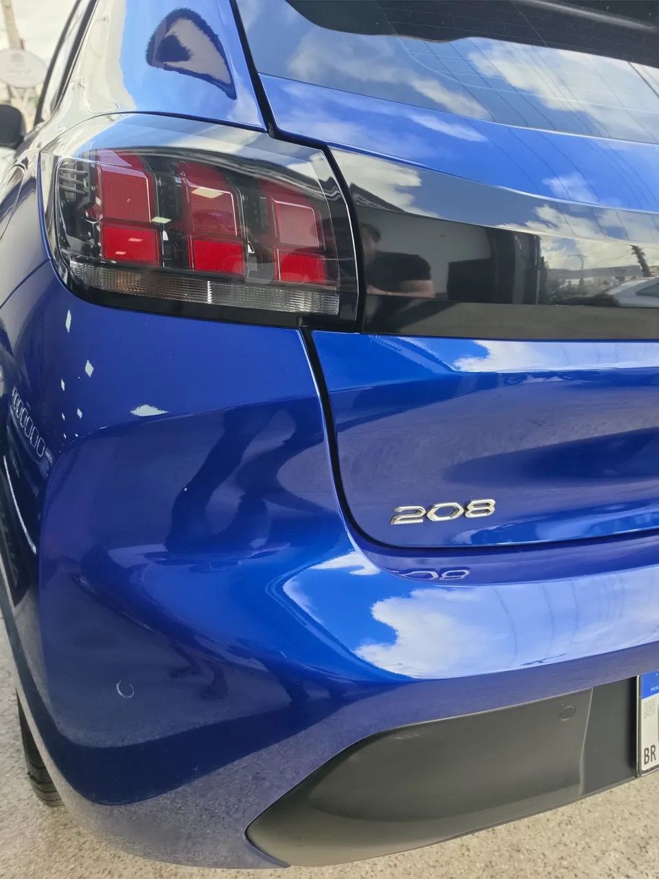 Peugeot 208 9