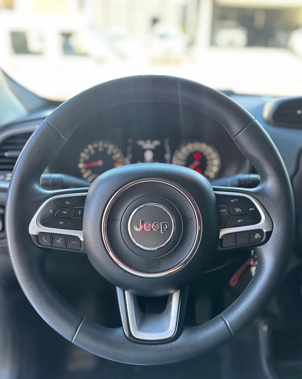 Jeep RENEGADE 10