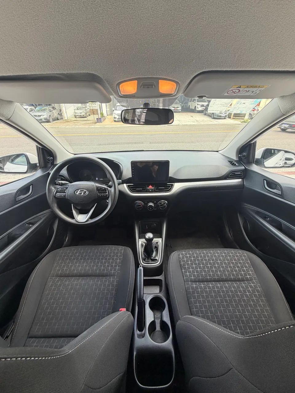 Hyundai HB20 10