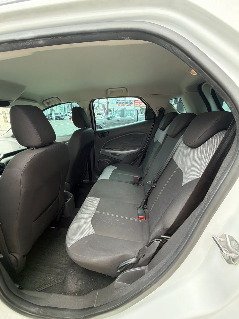 Ford ECOSPORT 10