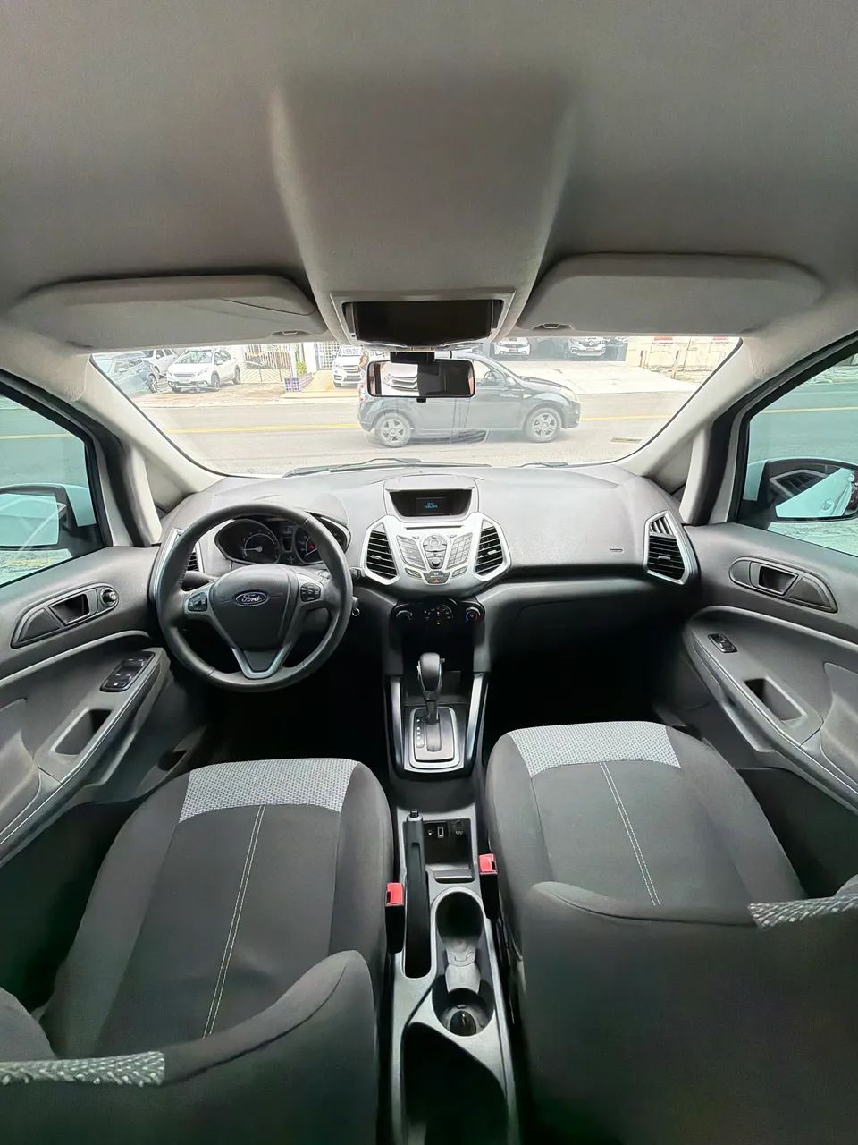 Ford ECOSPORT 7