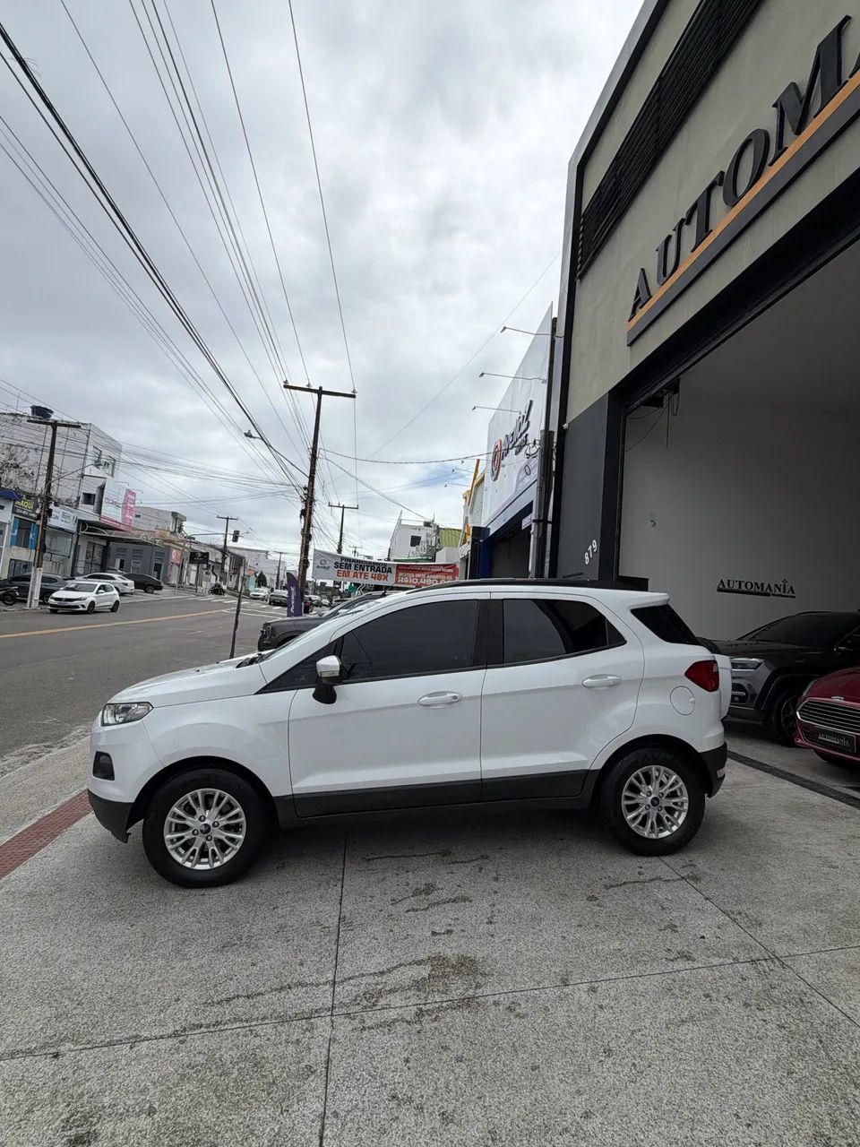 Ford ECOSPORT 5