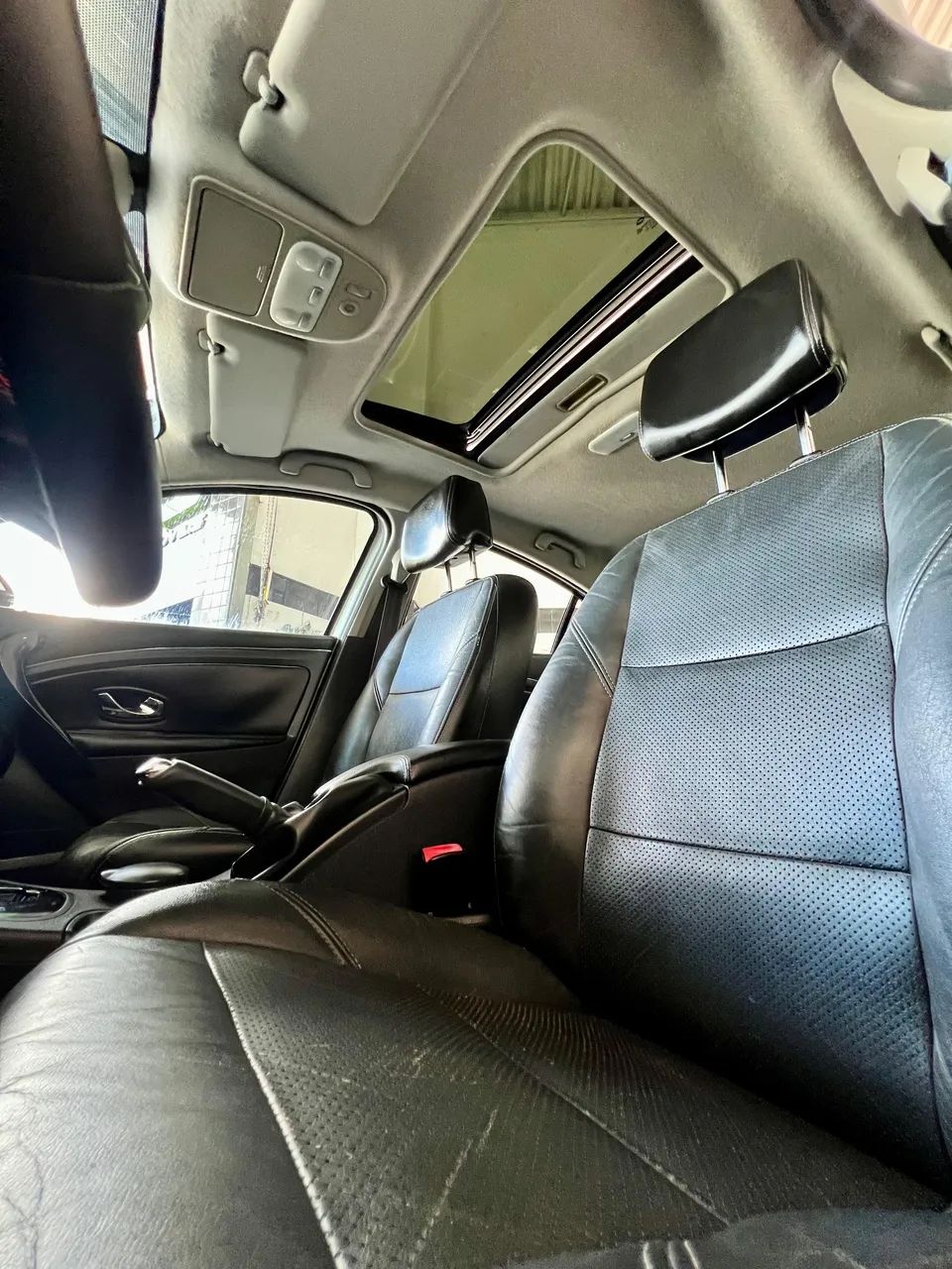 Renault FLUENCE 8