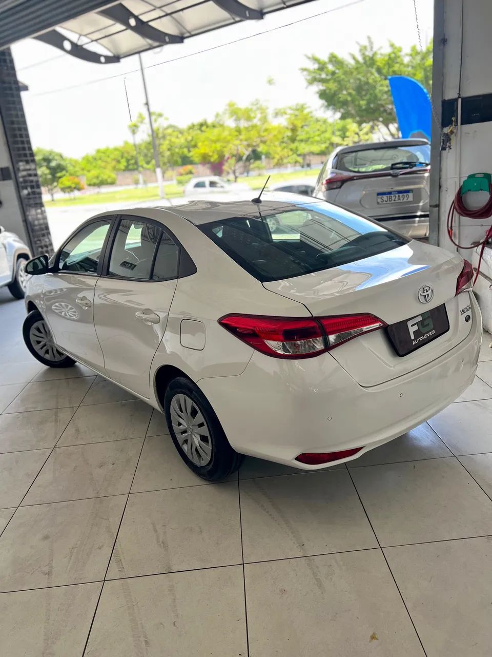 Toyota YARIS 2