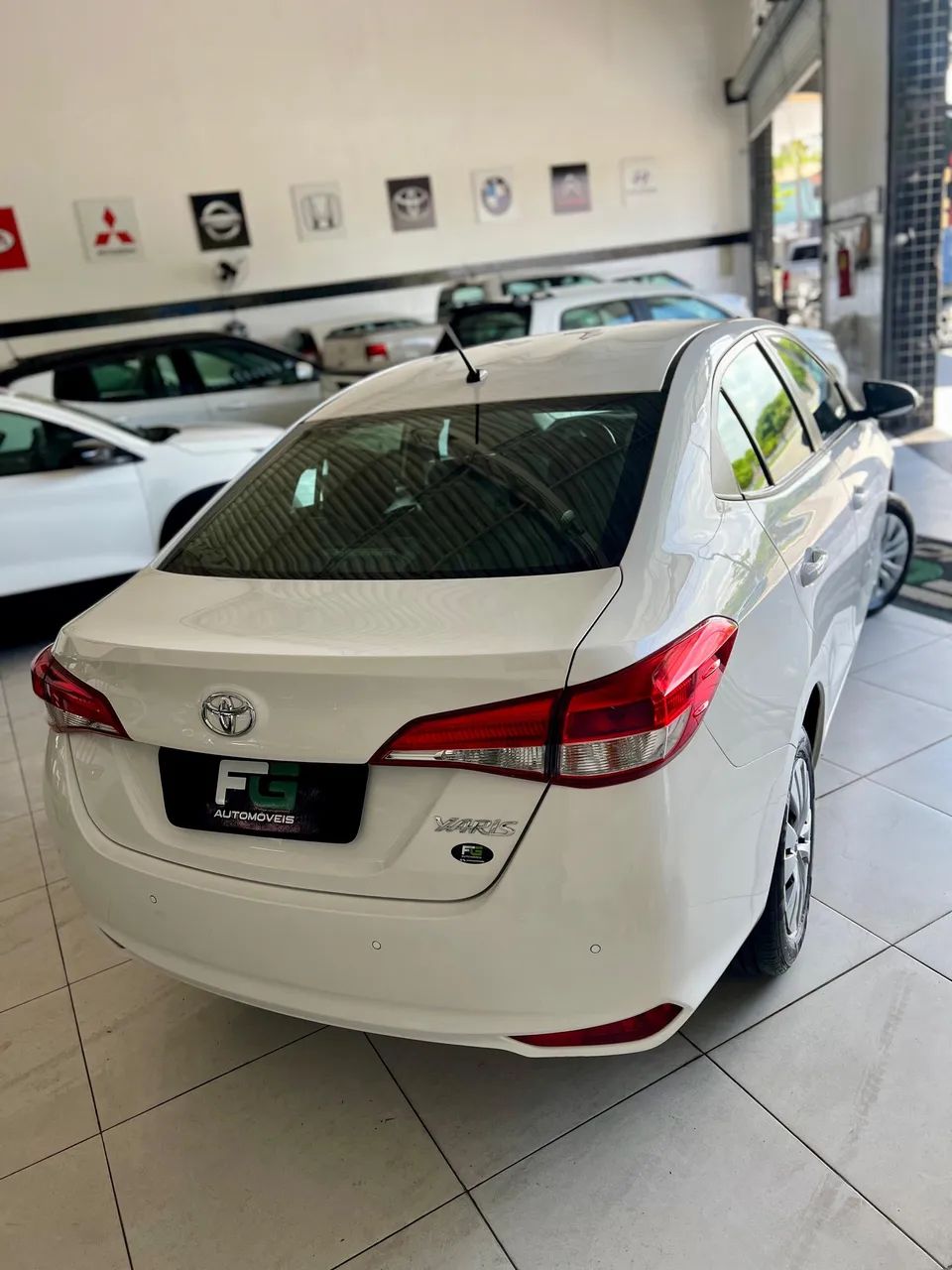 Toyota YARIS 5