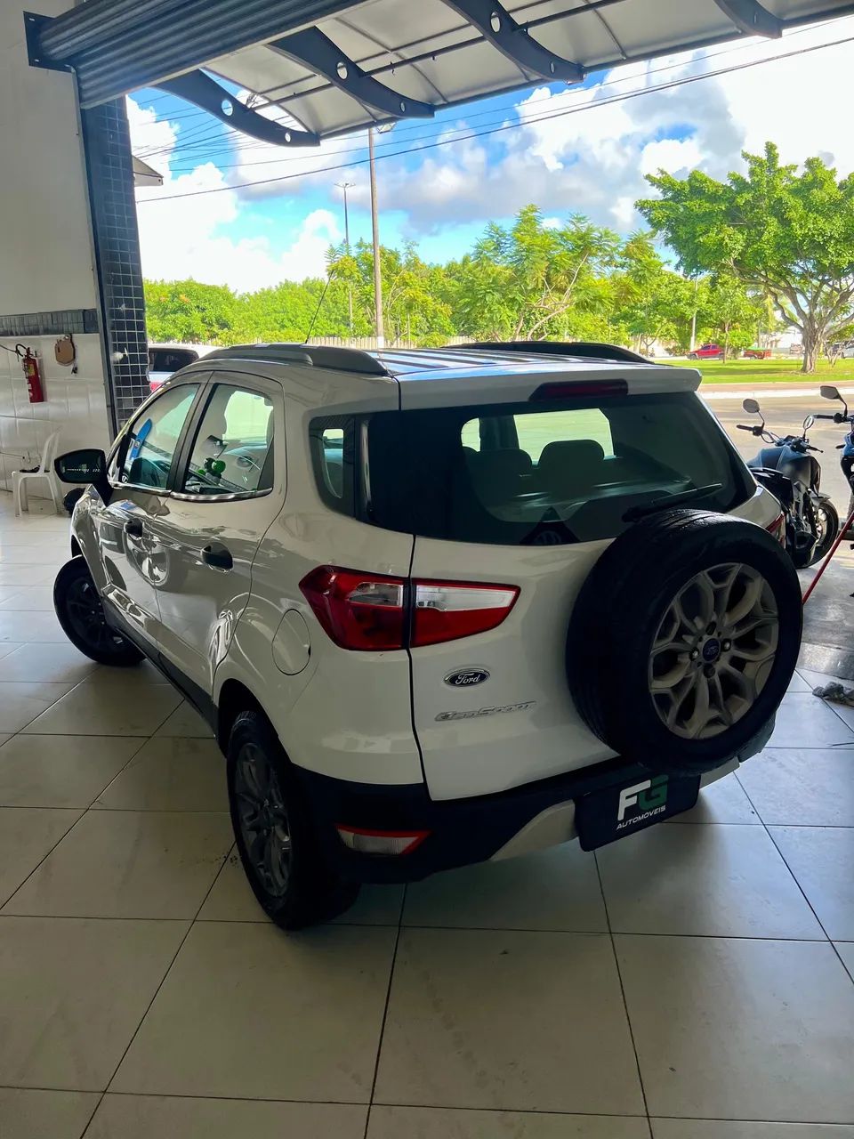 Ford ECOSPORT 4