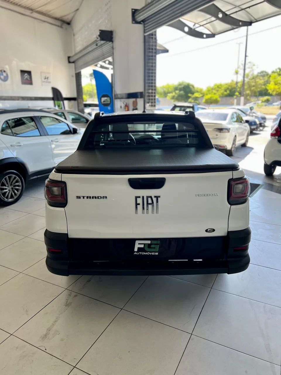 Fiat Strada 6