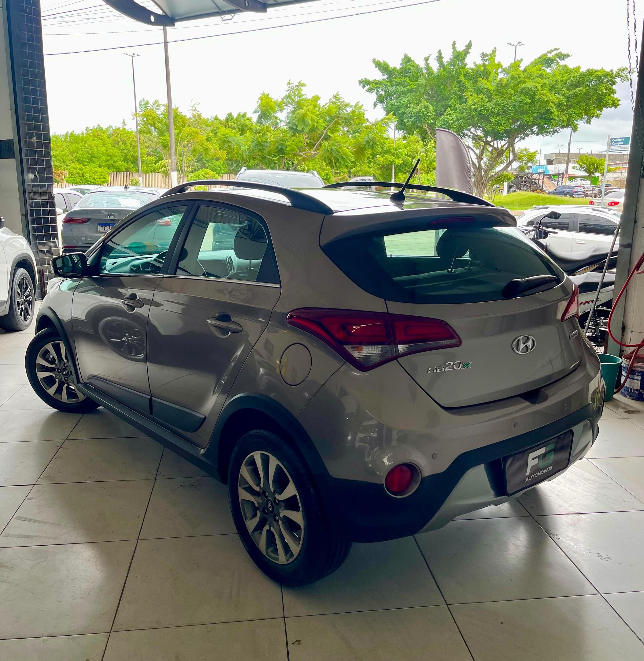Hyundai HB20X 4