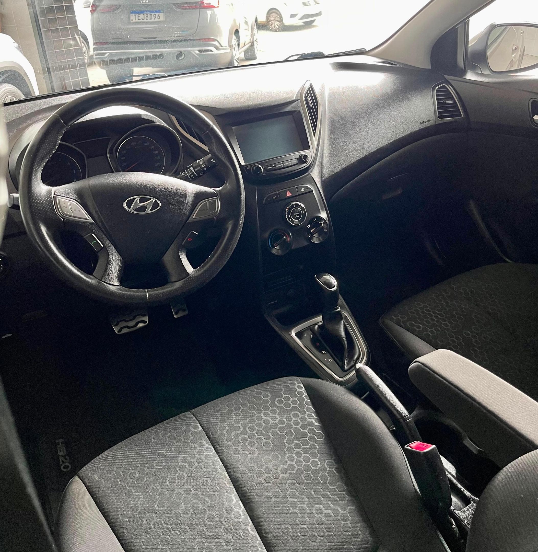 Hyundai HB20X 7