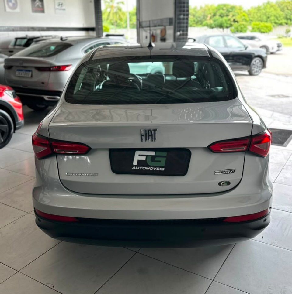 Fiat Cronos 5