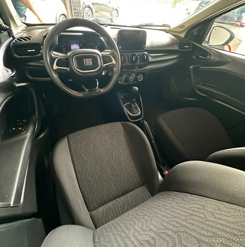 Fiat Cronos 7