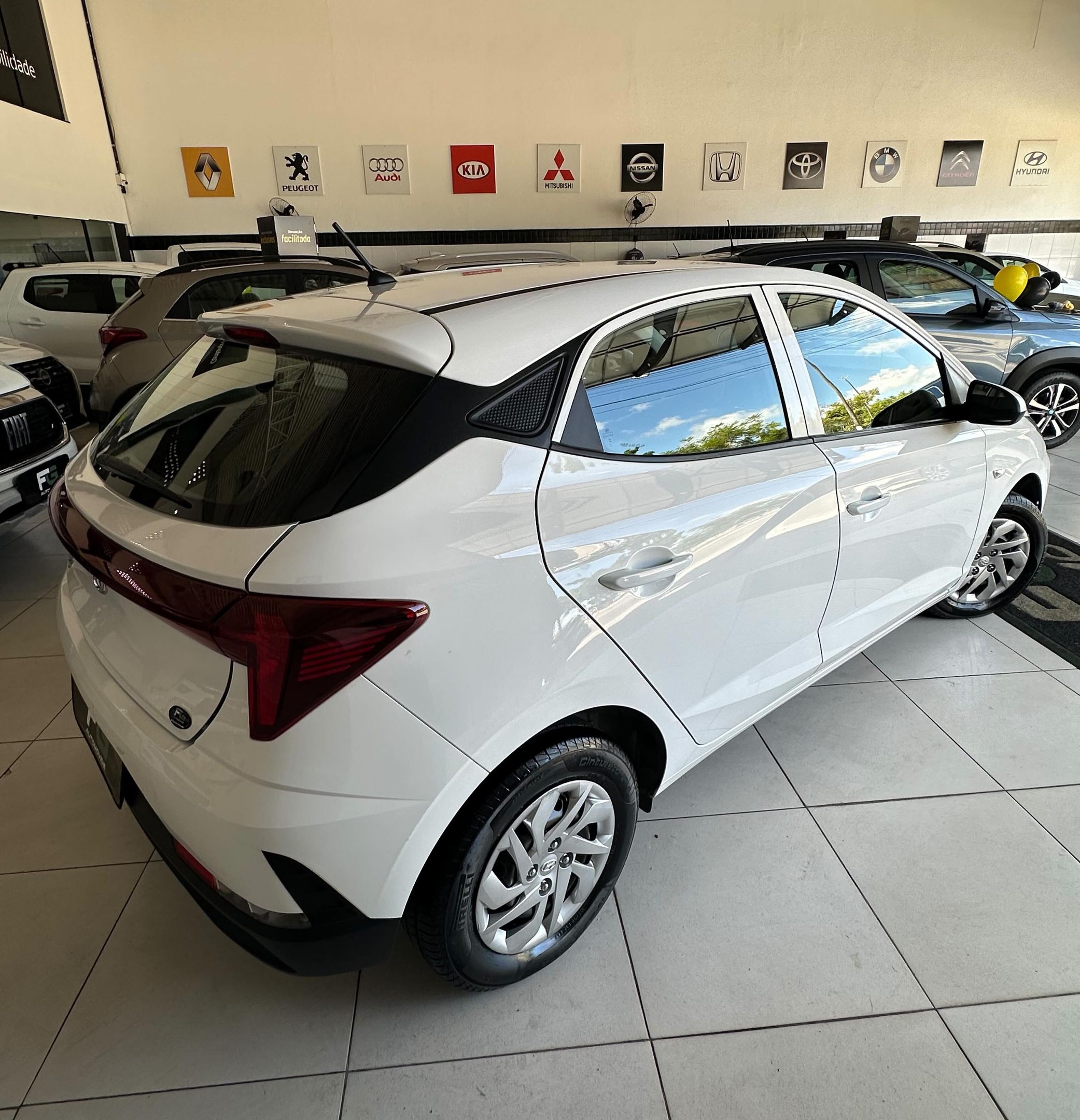 Hyundai HB20 6