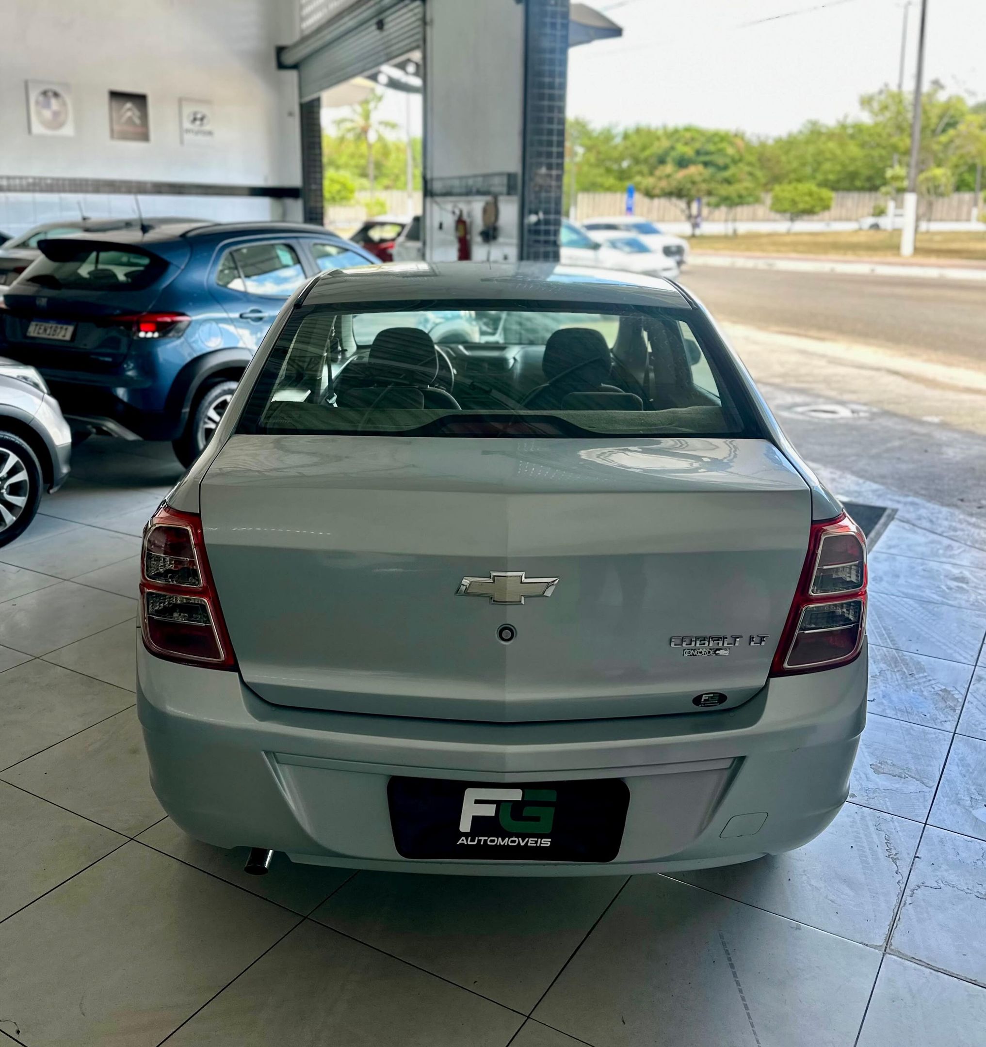 Chevrolet Cobalt 5