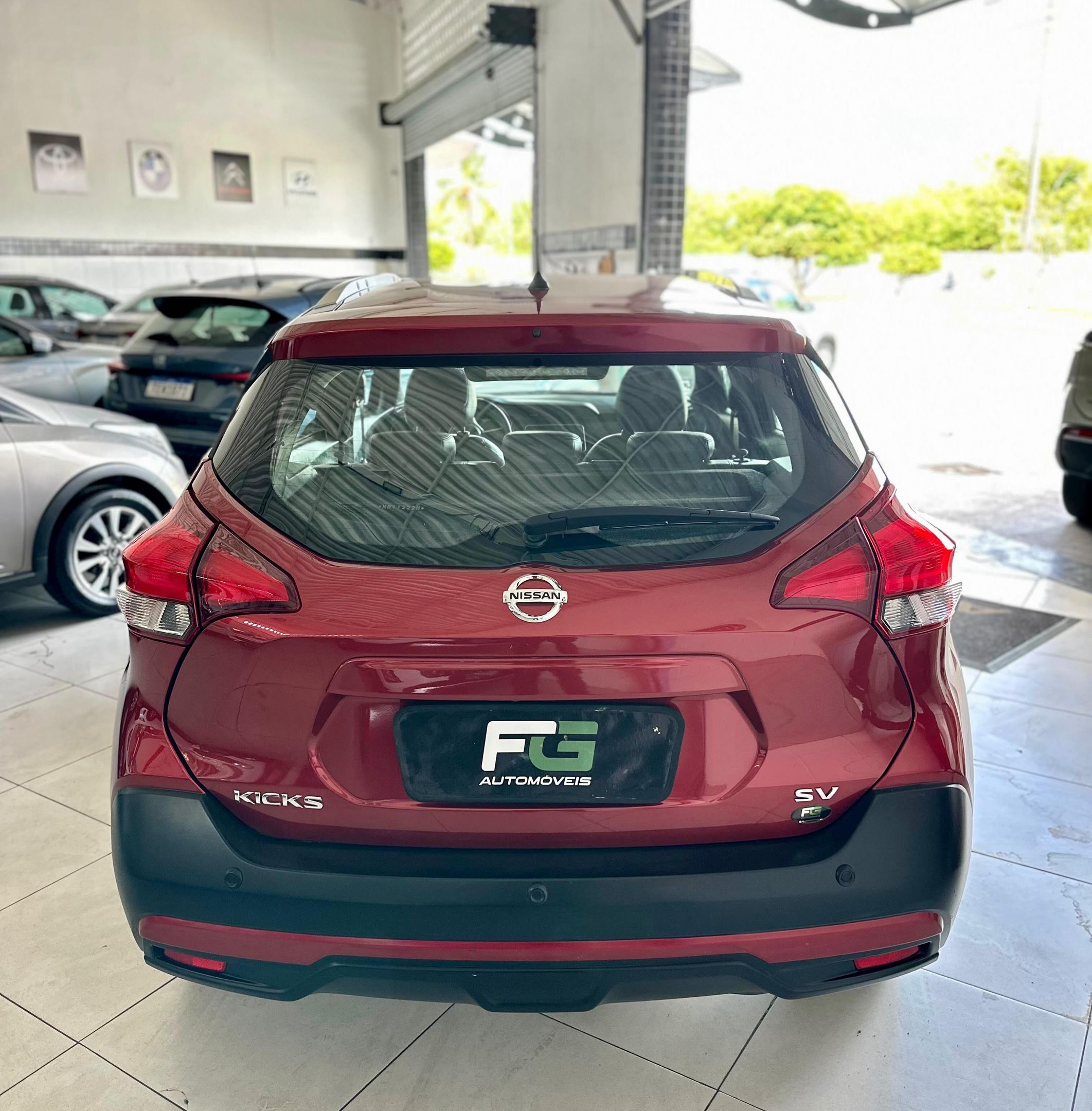 Nissan Kicks 5