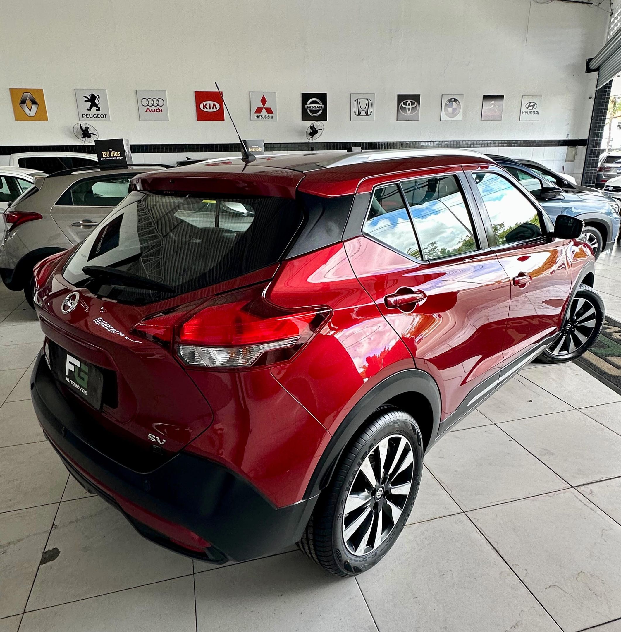 Nissan Kicks 6