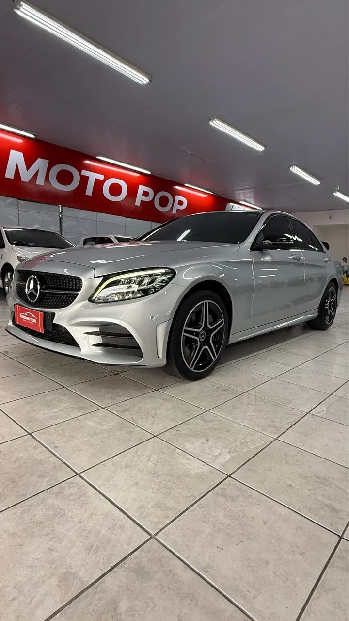 Mercedes-Benz C-300 3