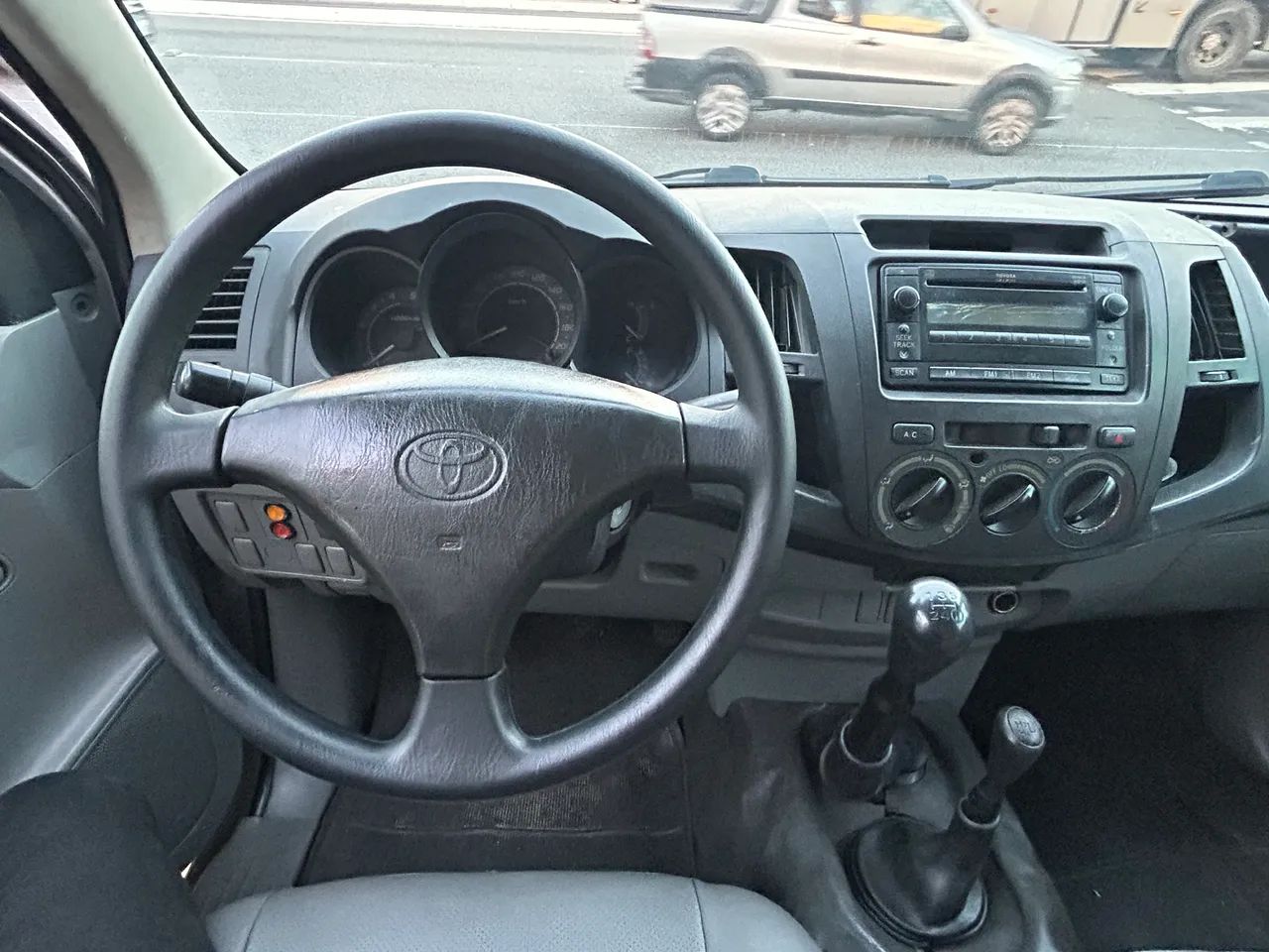 Toyota HILUX 6