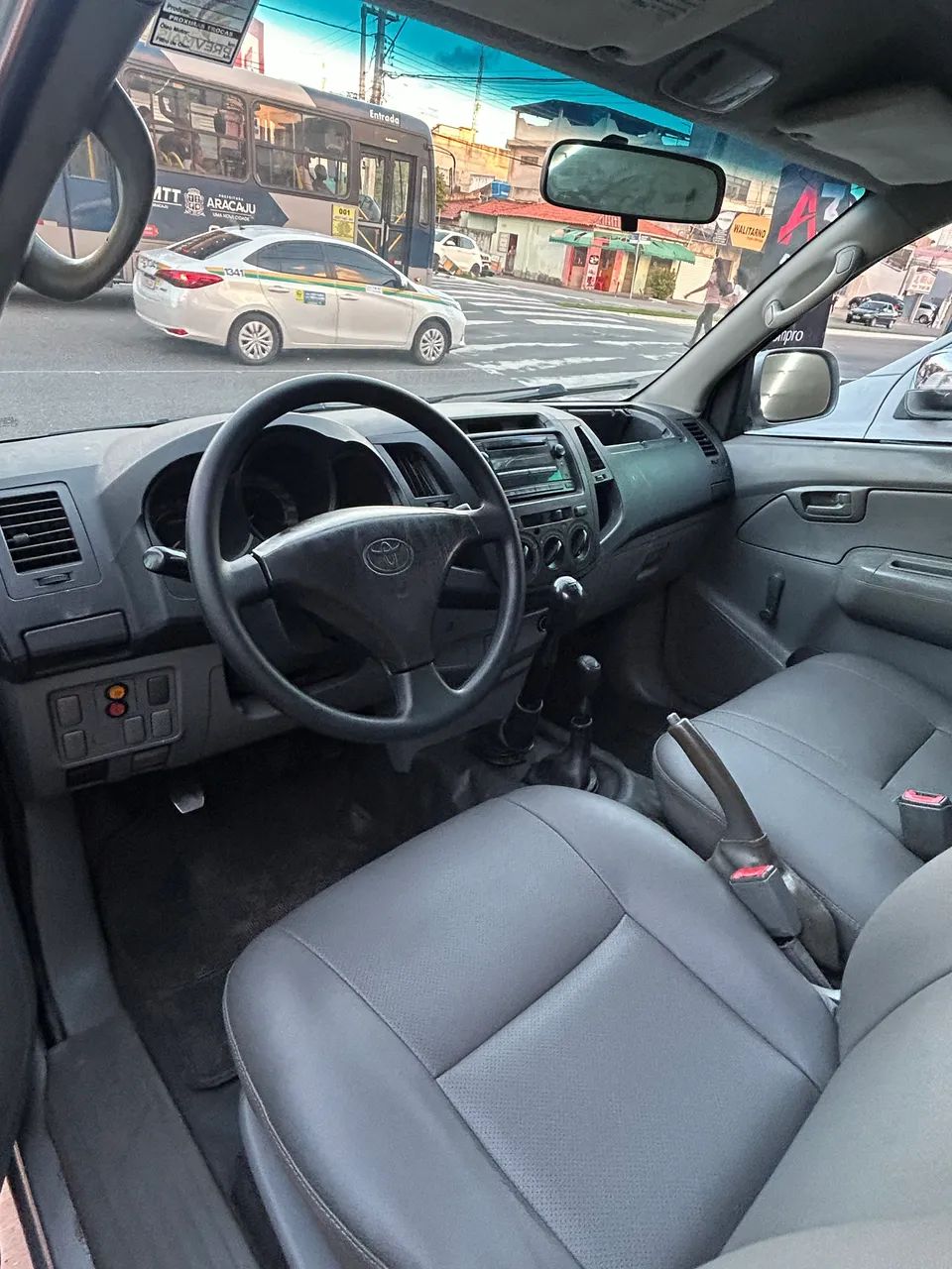 Toyota HILUX 5