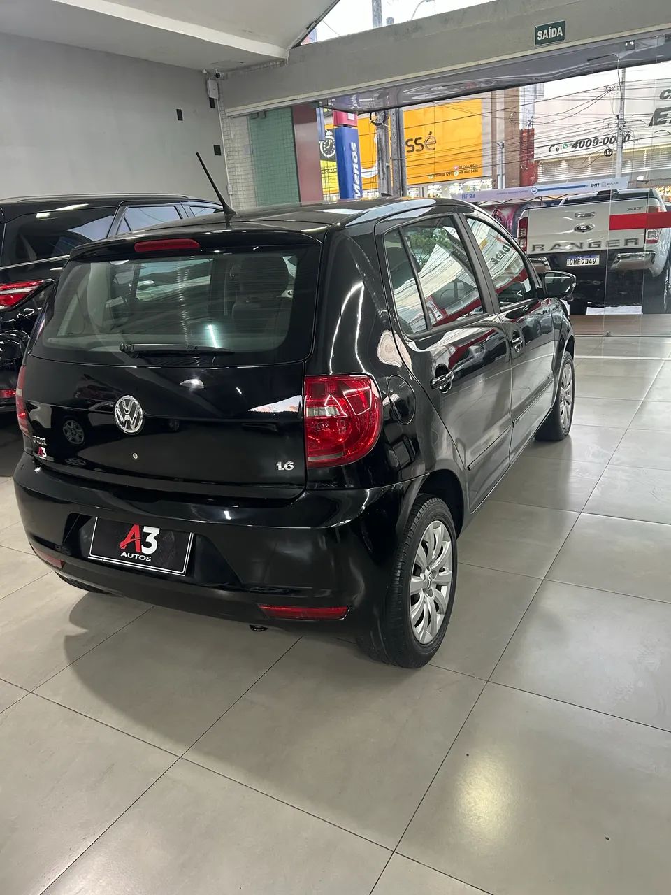 Volkswagen FOX 4