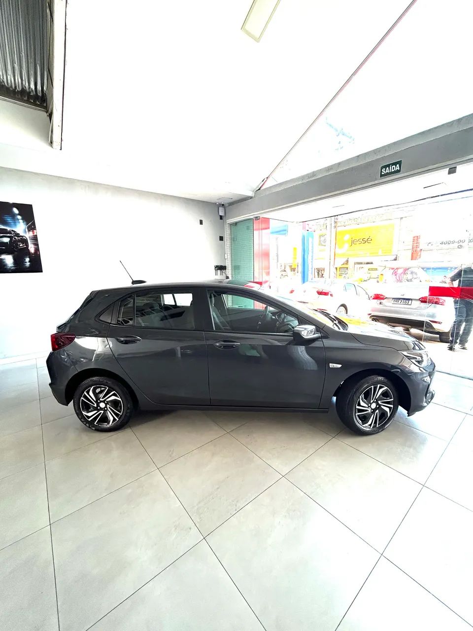 Chevrolet ONIX 15