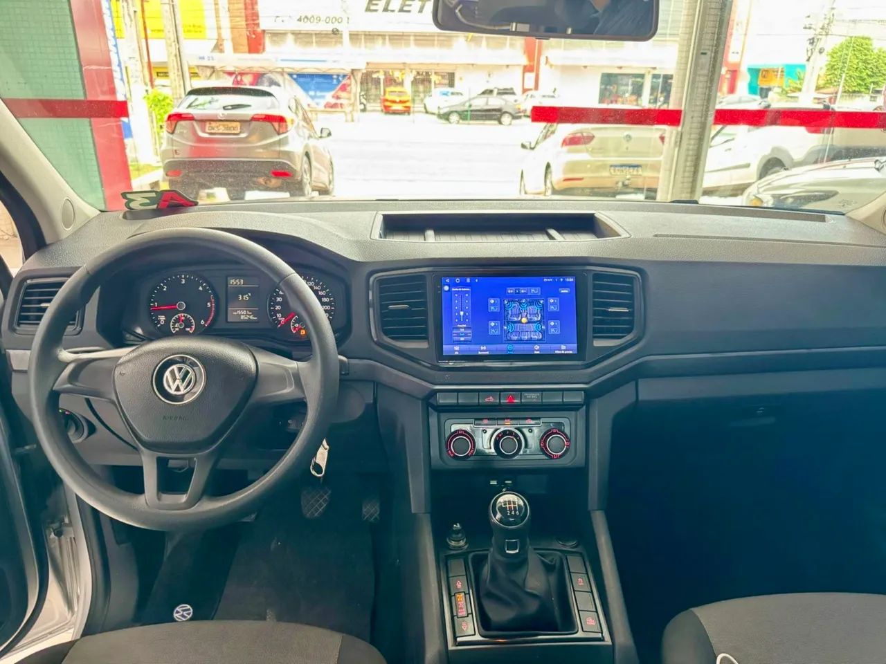 Volkswagen AMAROK 10