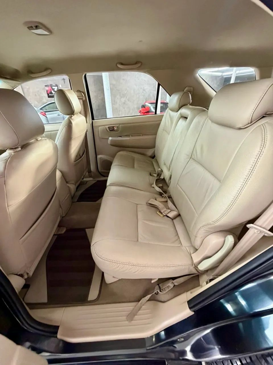 Toyota HILUX 7