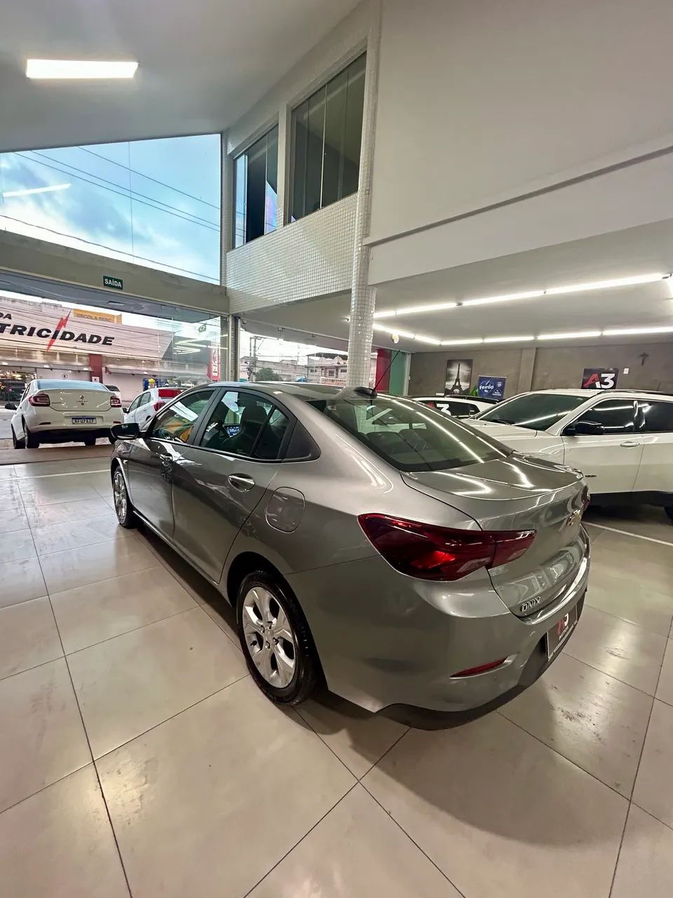 Chevrolet ONIX 4