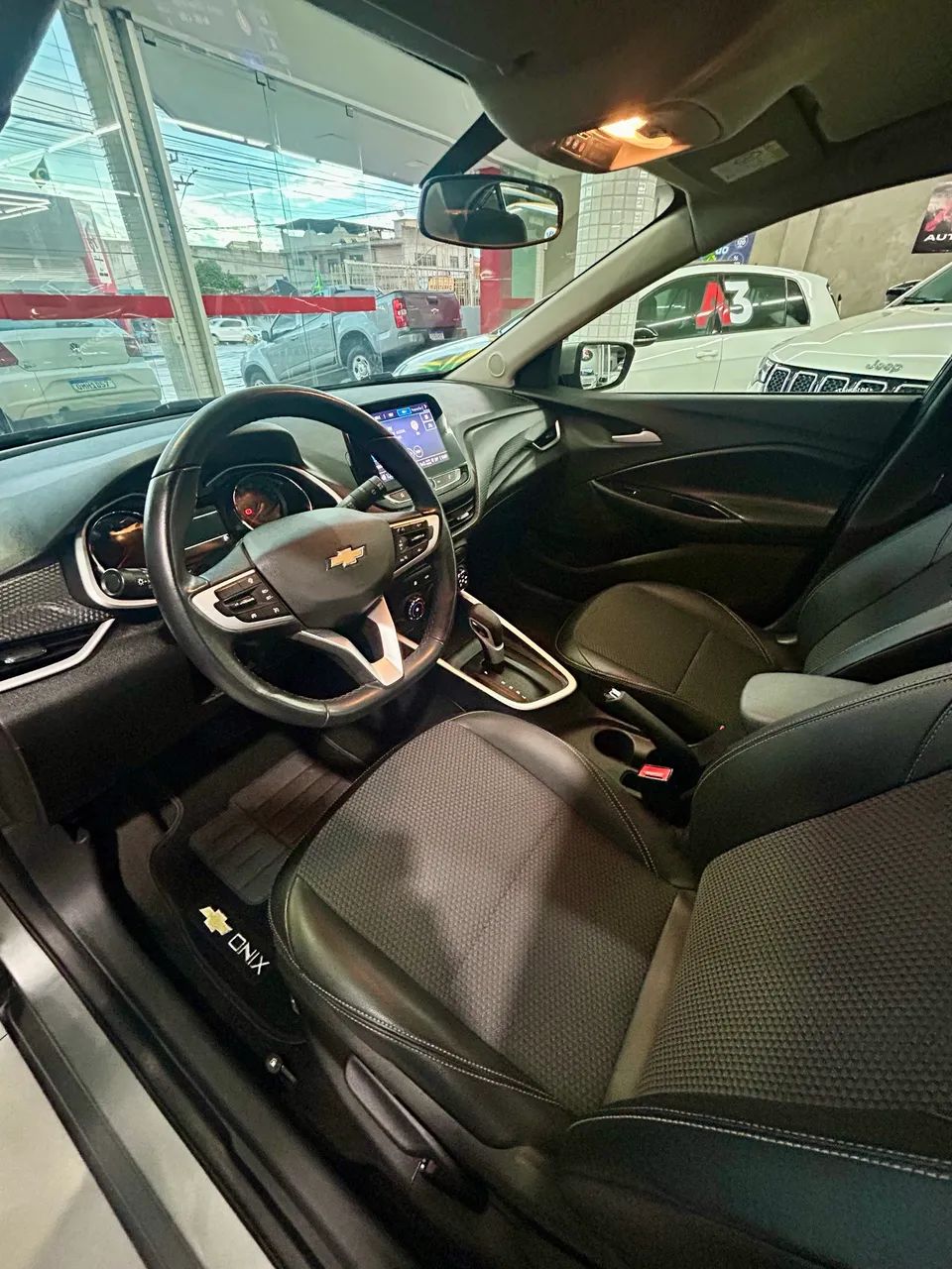 Chevrolet ONIX 9