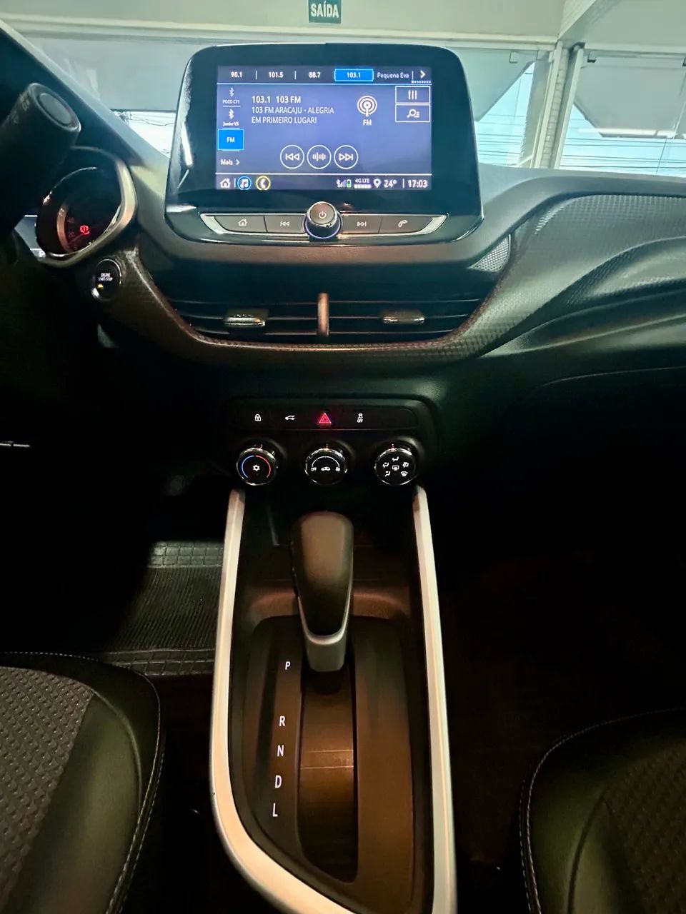 Chevrolet ONIX 10