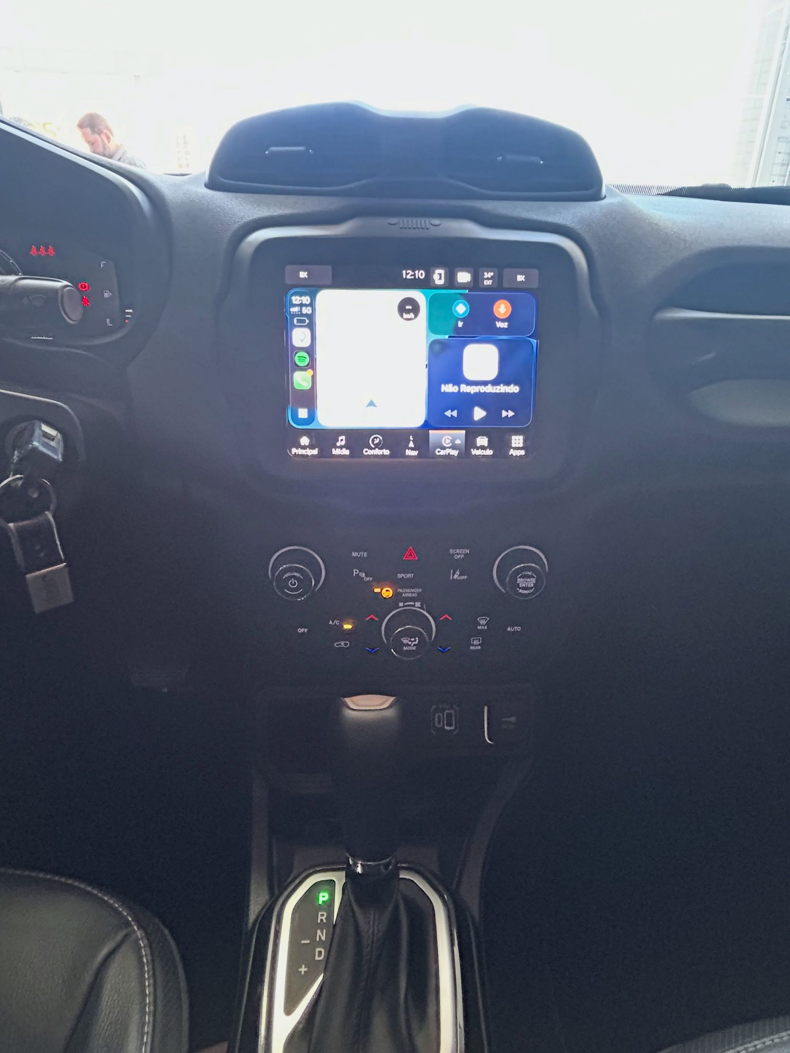 Jeep Renegade 11