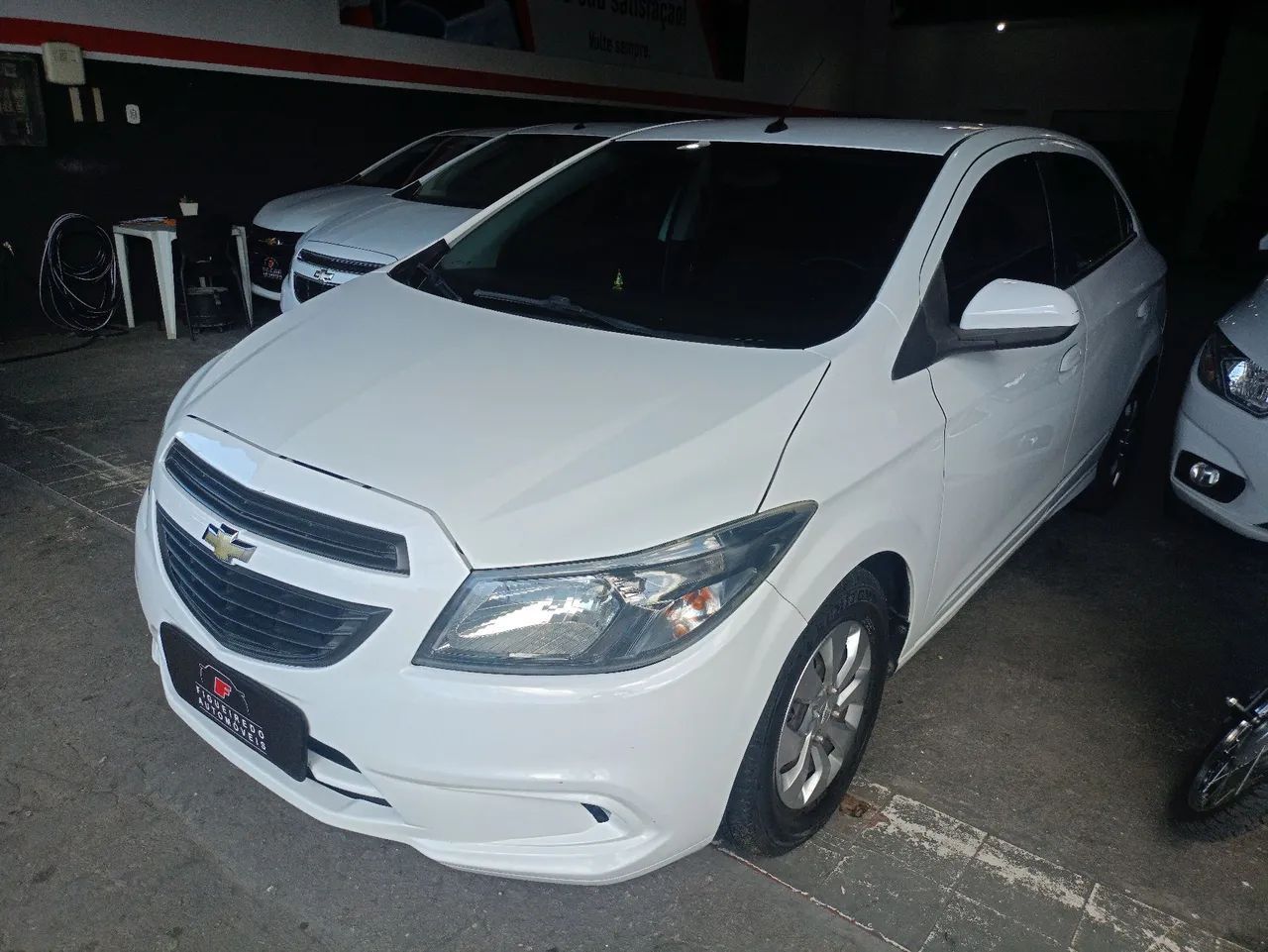 Chevrolet ONIX 4