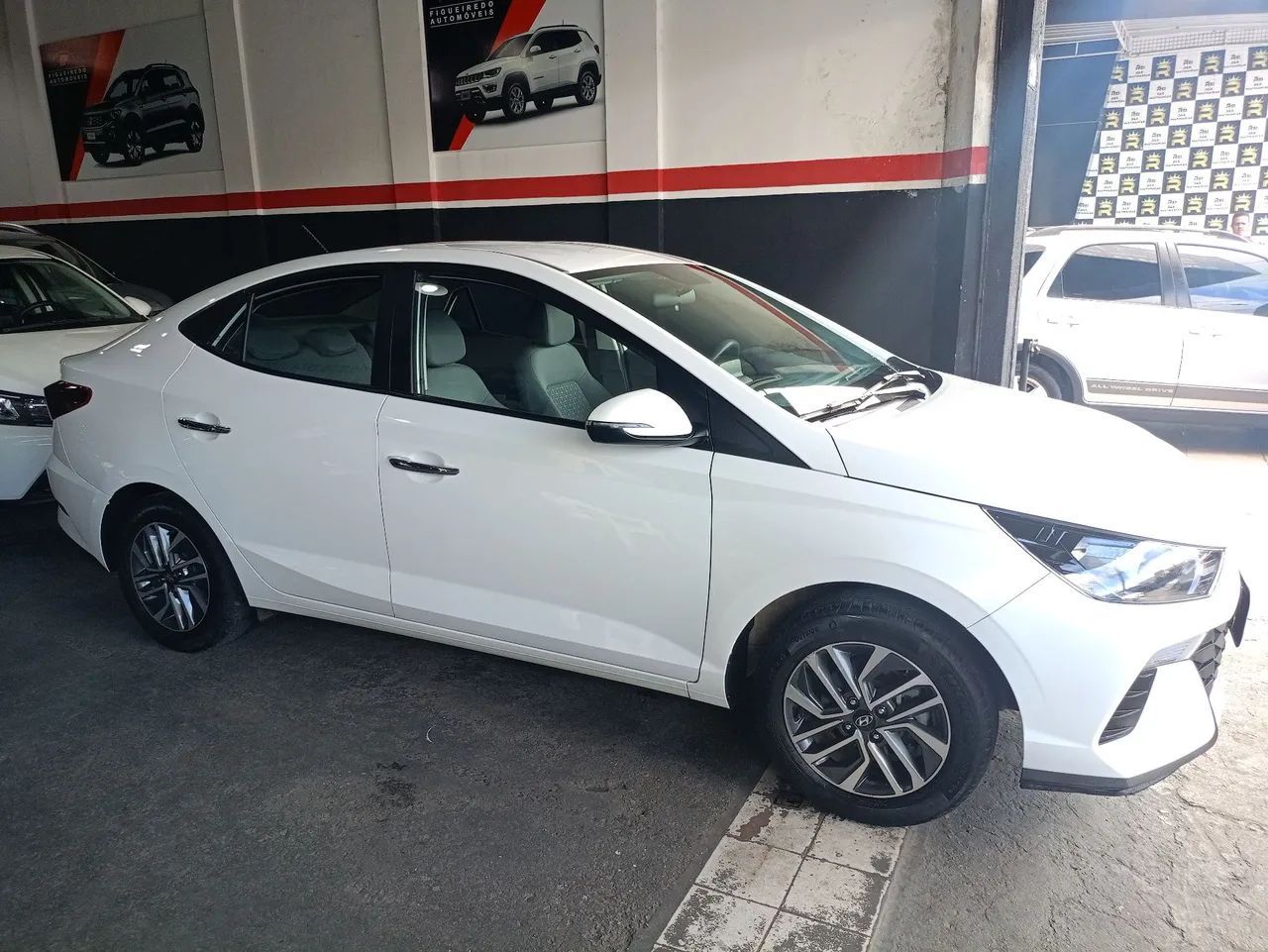 Hyundai HB20S 12