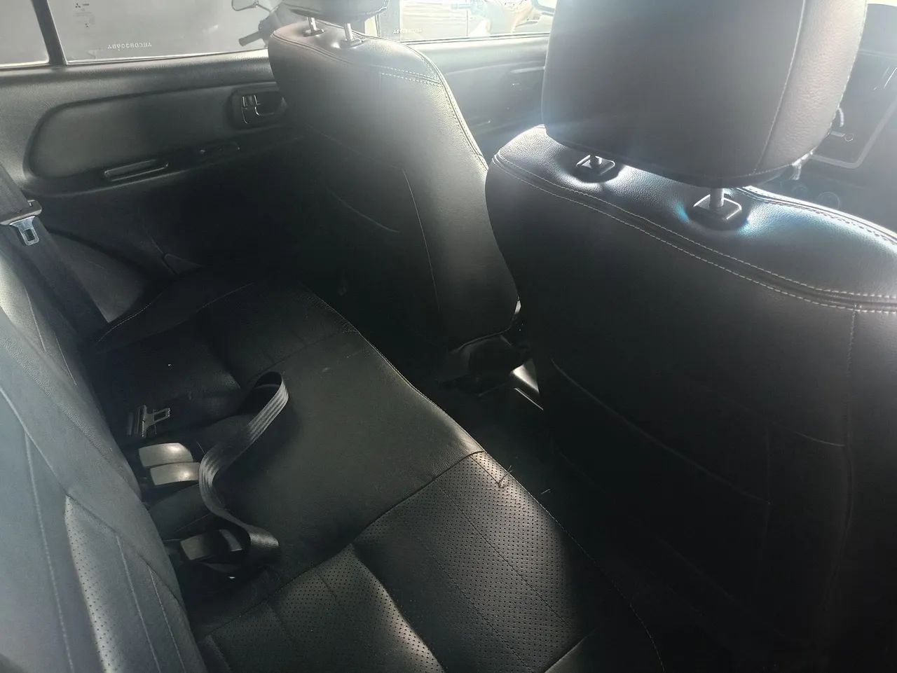 Mitsubishi PAJERO 7