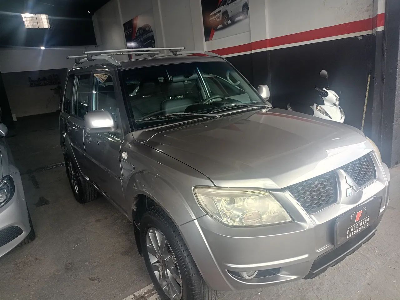 Mitsubishi PAJERO 3