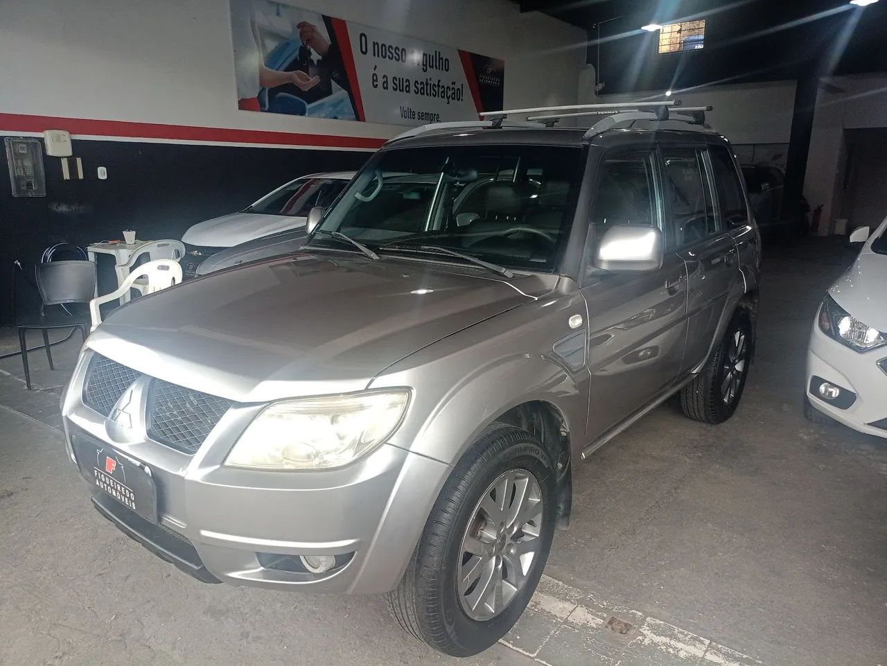 Mitsubishi PAJERO 5