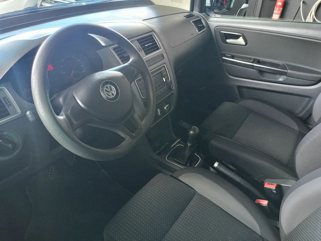 Volkswagen FOX 8
