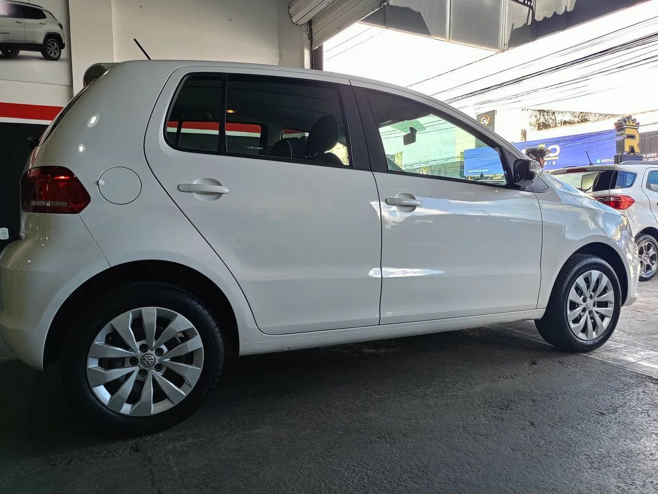 Volkswagen FOX 9