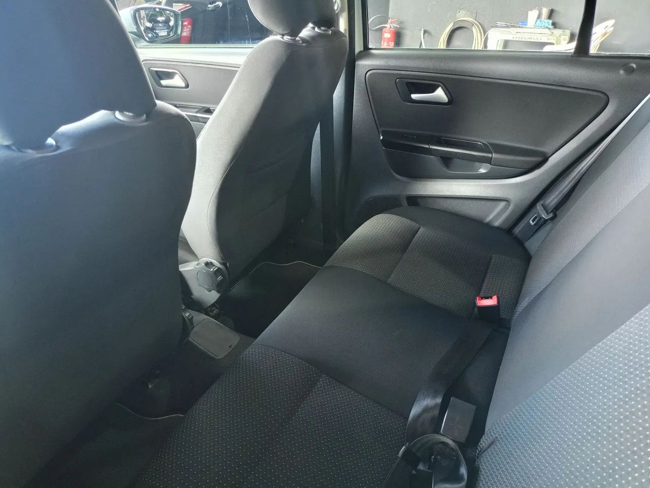 Volkswagen FOX 5
