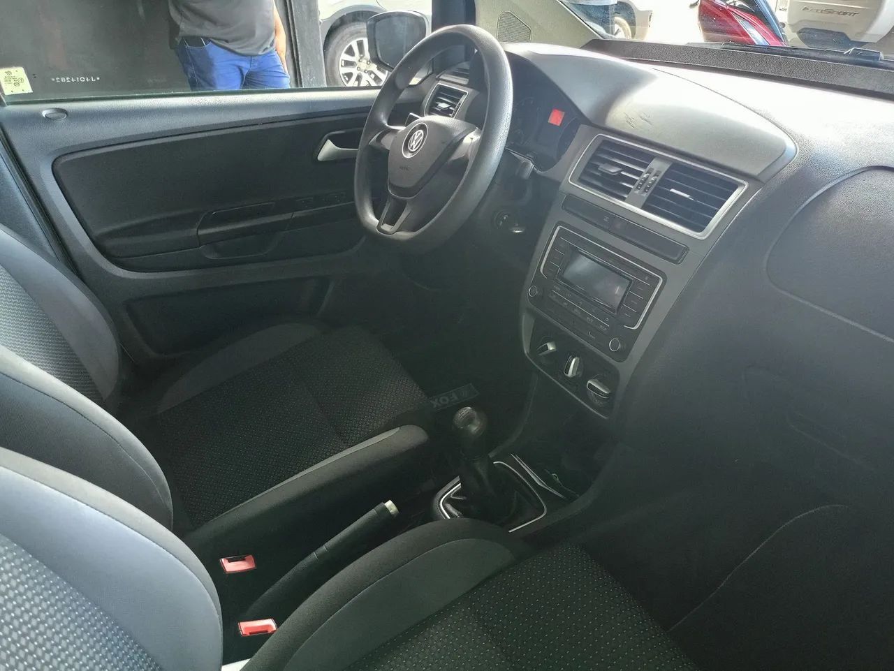Volkswagen FOX 6
