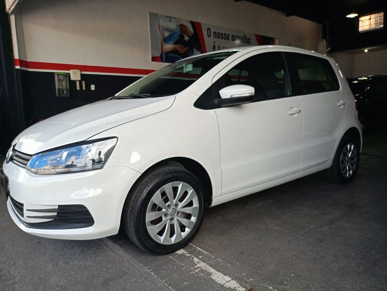 Volkswagen FOX 4