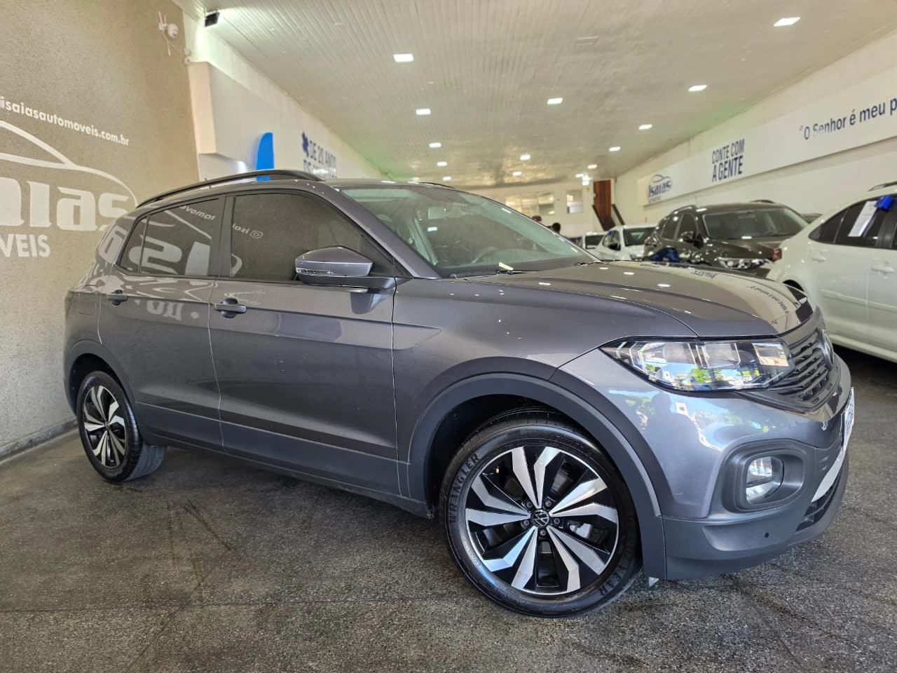 VOLKSWAGEN T-CROSS 2