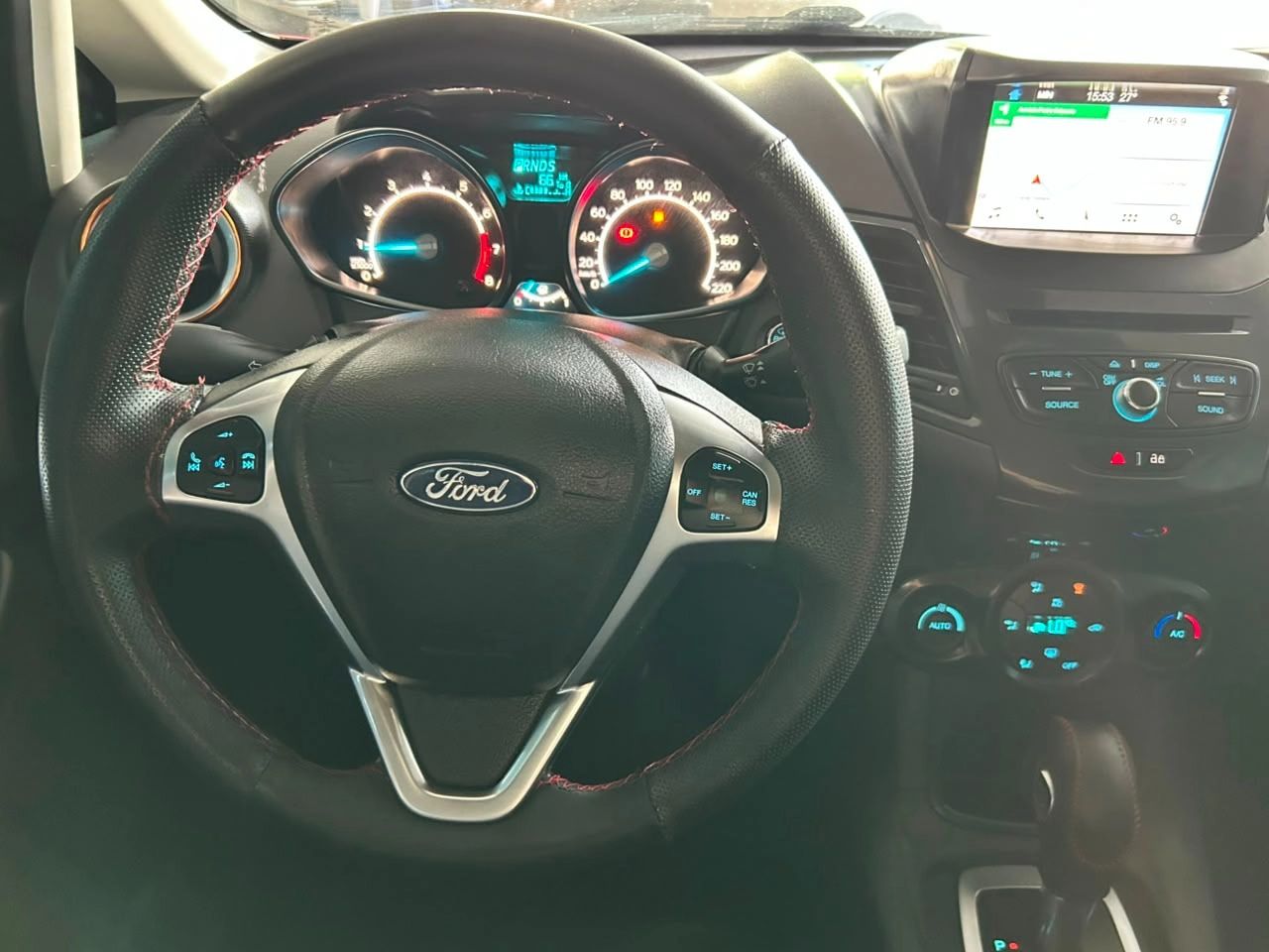 FORD FIESTA 11