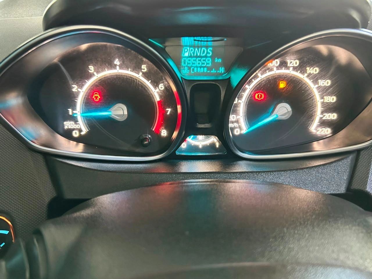 FORD FIESTA 12