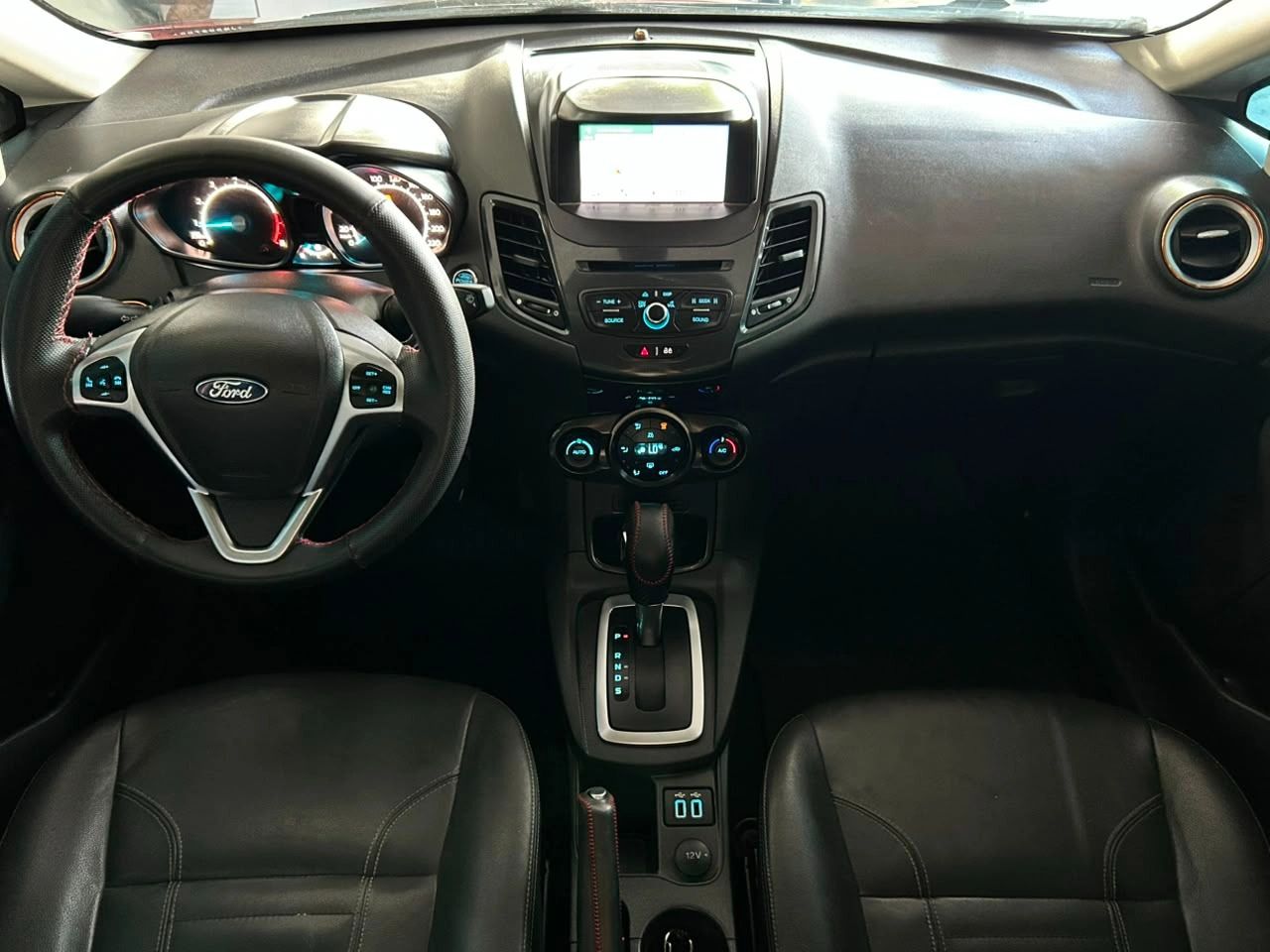 FORD FIESTA 10